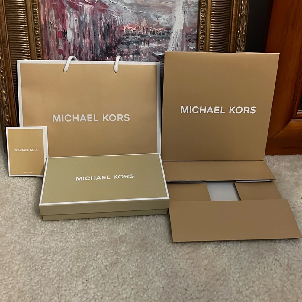 Michael Kors Gift Set